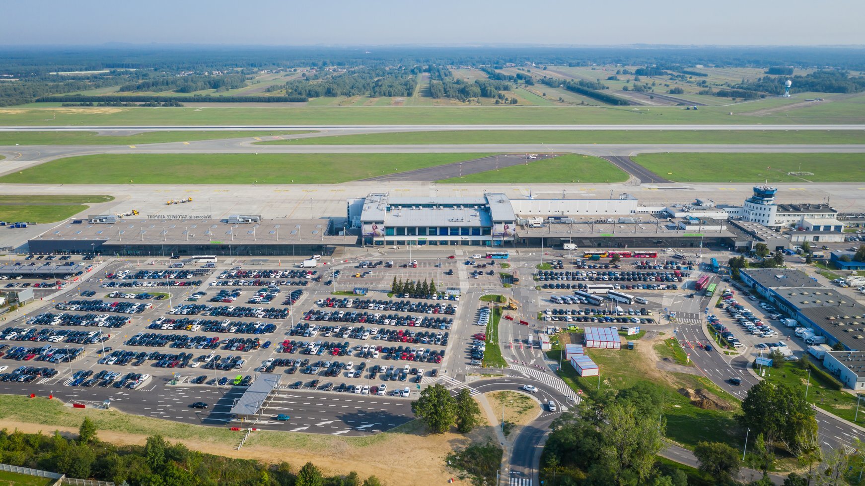 01 terminal b katowice airport