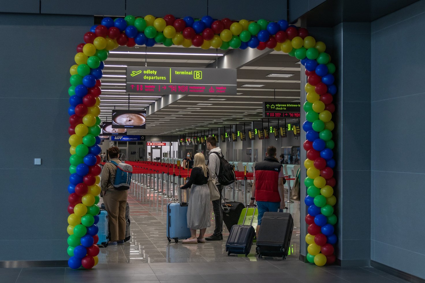 08 terminal b katowice airport