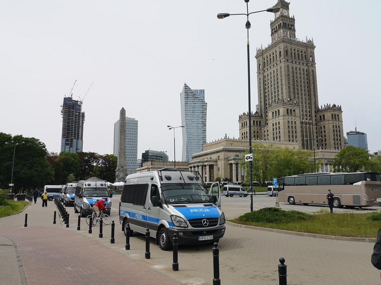 100660215 949638662125117 7811022876798091264 n