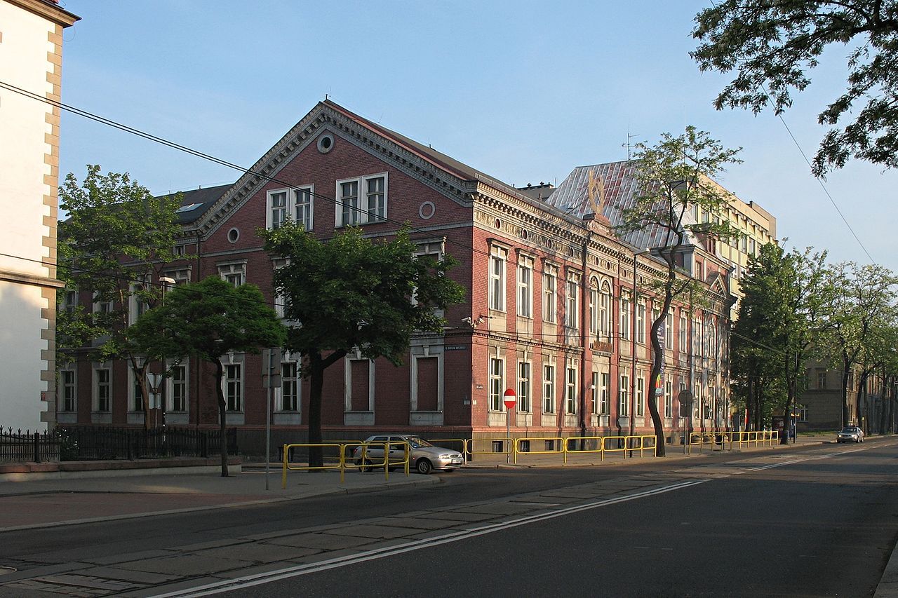 1280px Zabrze 3 maja Muzeum Gornictwa Weglowego 22 05 2011 IMG 2496