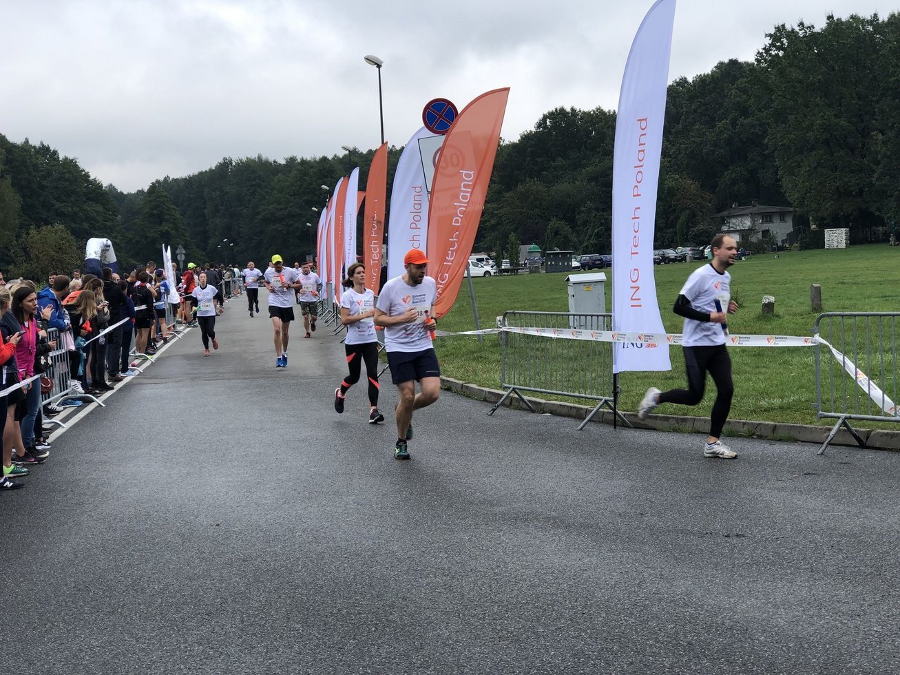 20190908 094424336 i OS biegi