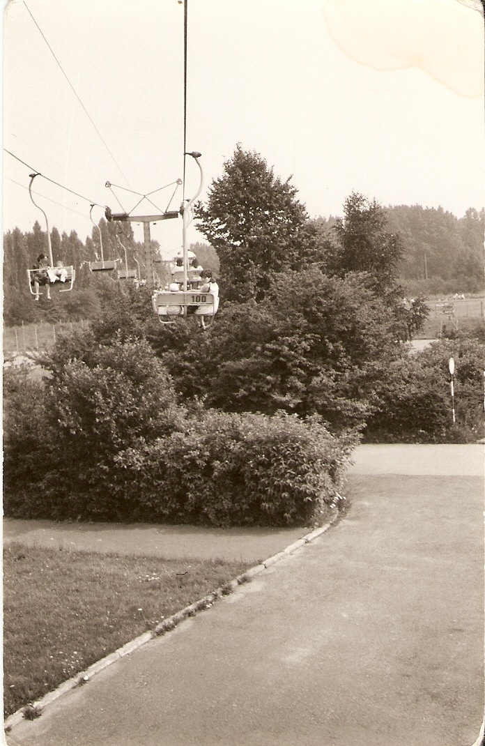 20 02