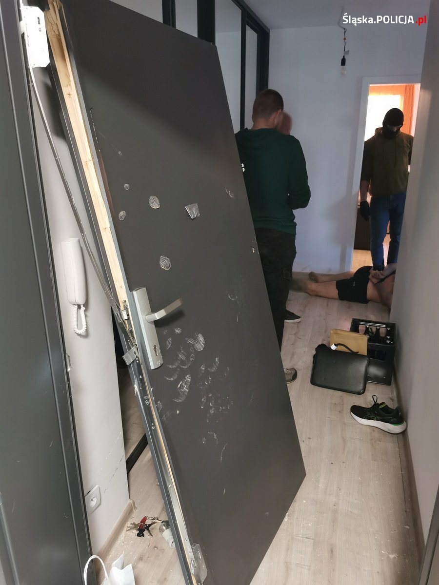 35 765267