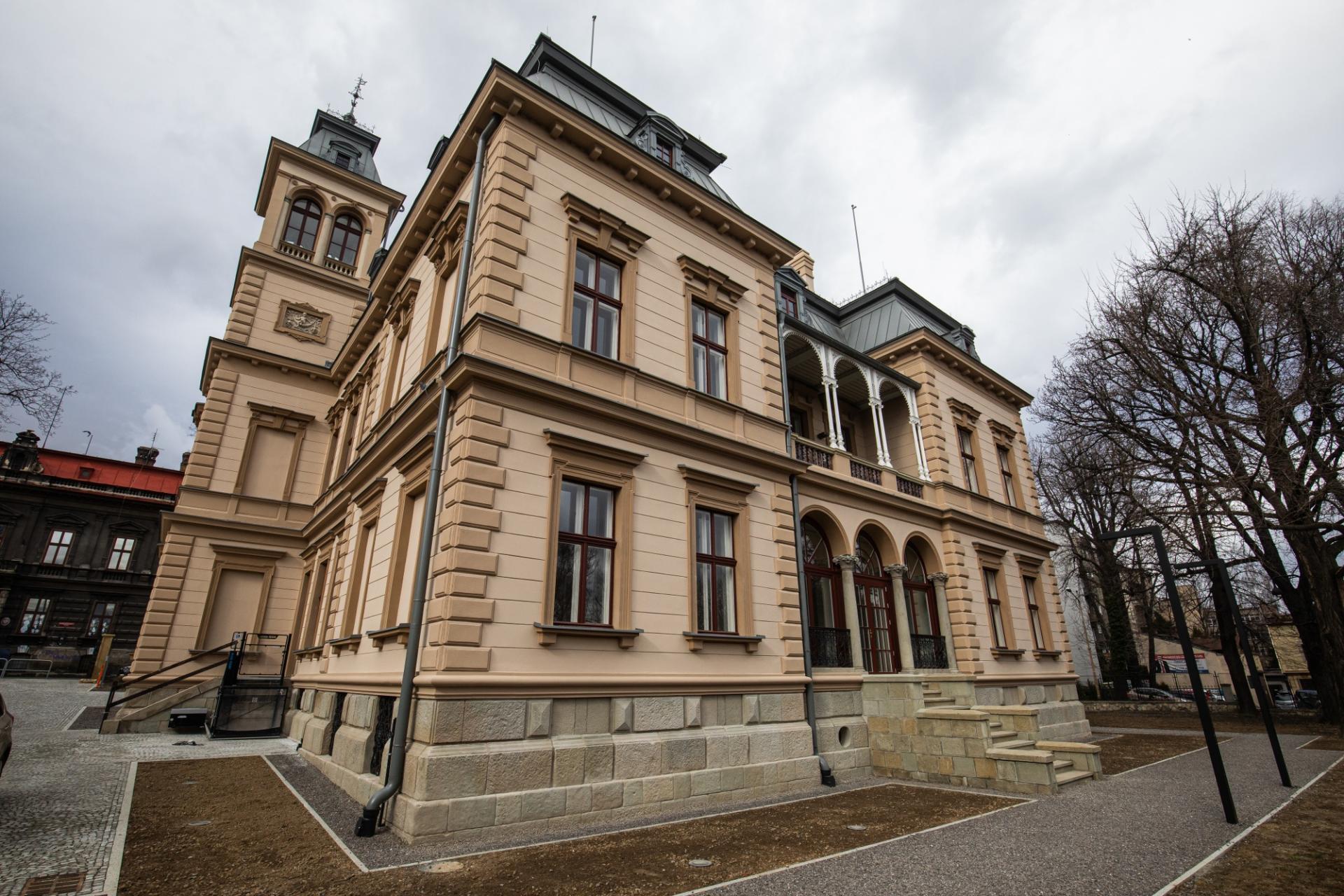 3 W1 A4075 2000x1333 5