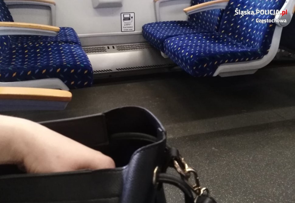 42 607330