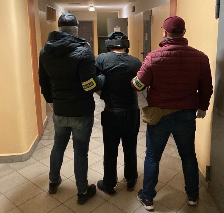 49 641826 g