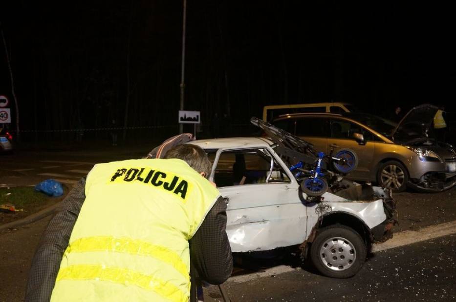 57dcdd0495aad o size 933x0 q 70 h 8be5b6