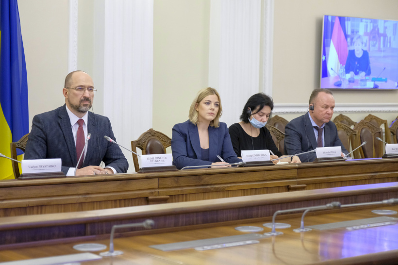 5eba9e5288571003348047 820x360