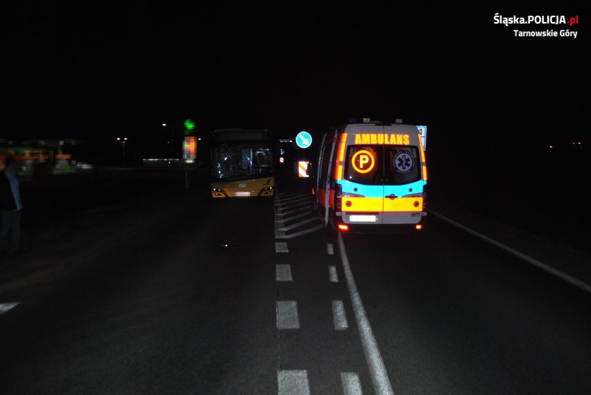 61 676210