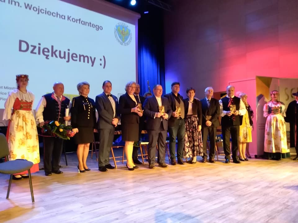 75501023 2928819443828994 835397140804009984 n