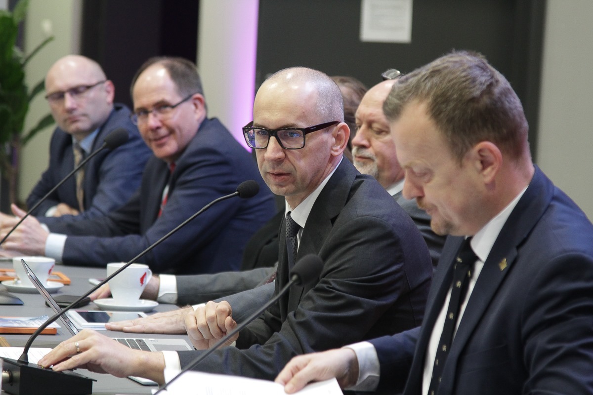 83995888 1382750721906237 2399566789114593280 o