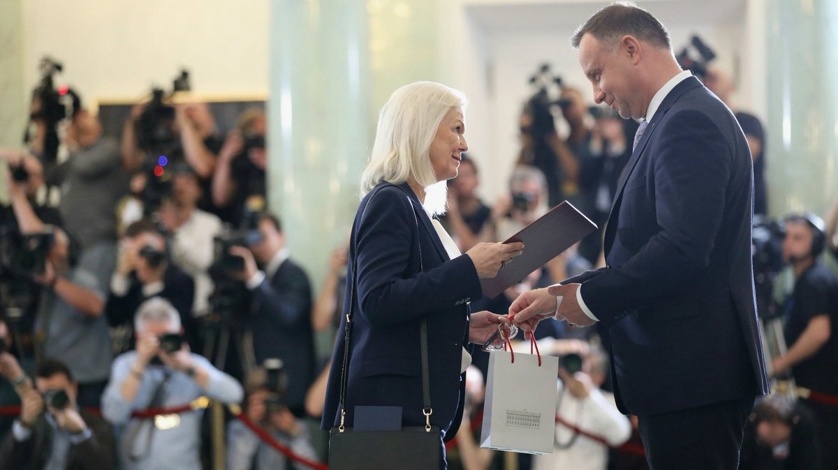 D8 N Gehu X4 AA9 KL0