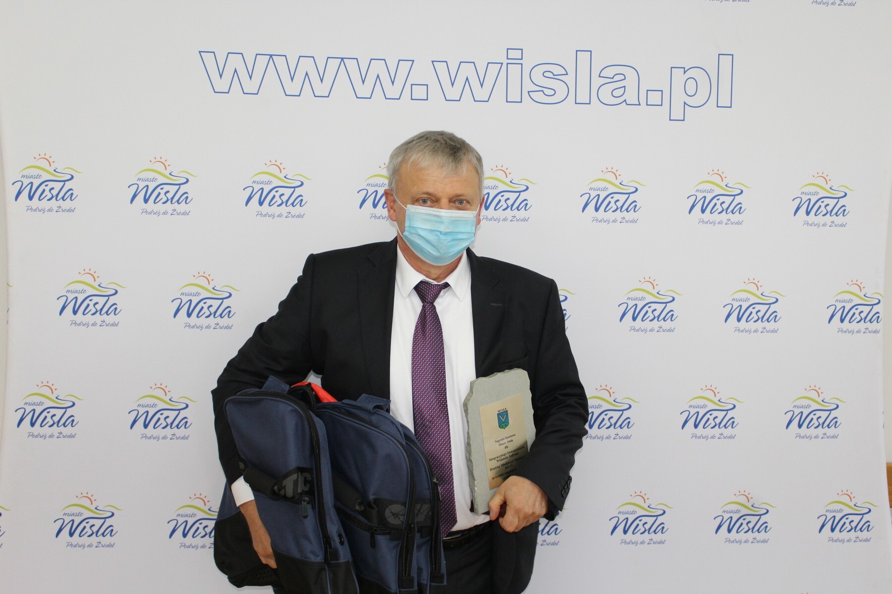 Druzyna koszykowki prezes ISWJ Przemyslaw Dusza