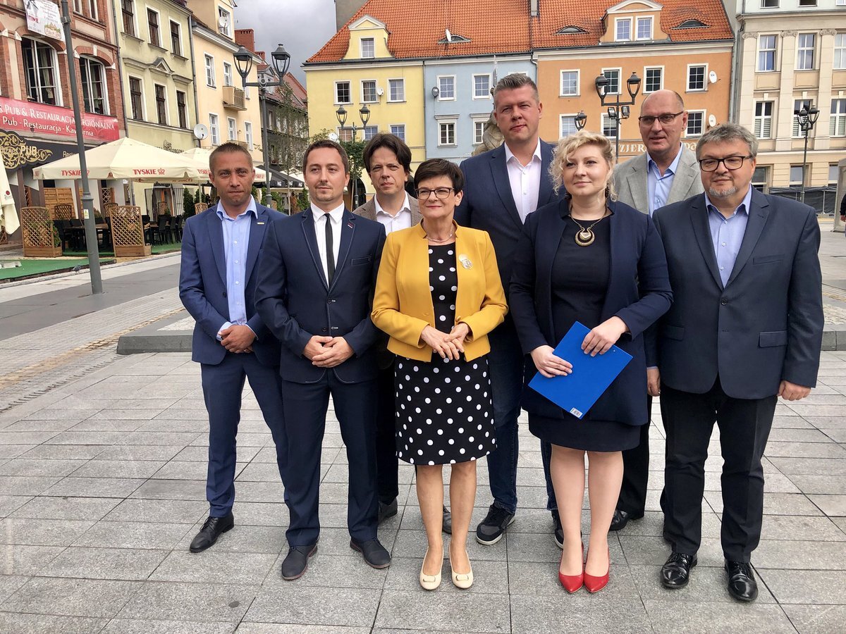 E Cff6j V Wk A Eg D3j