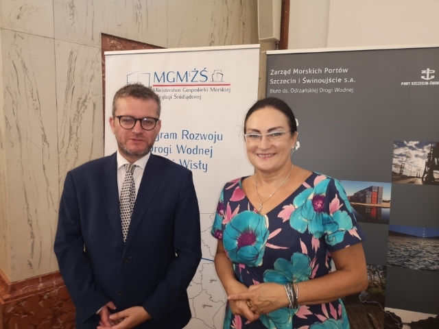 Europ Izabela Kloc min Grzegorz Witkowski