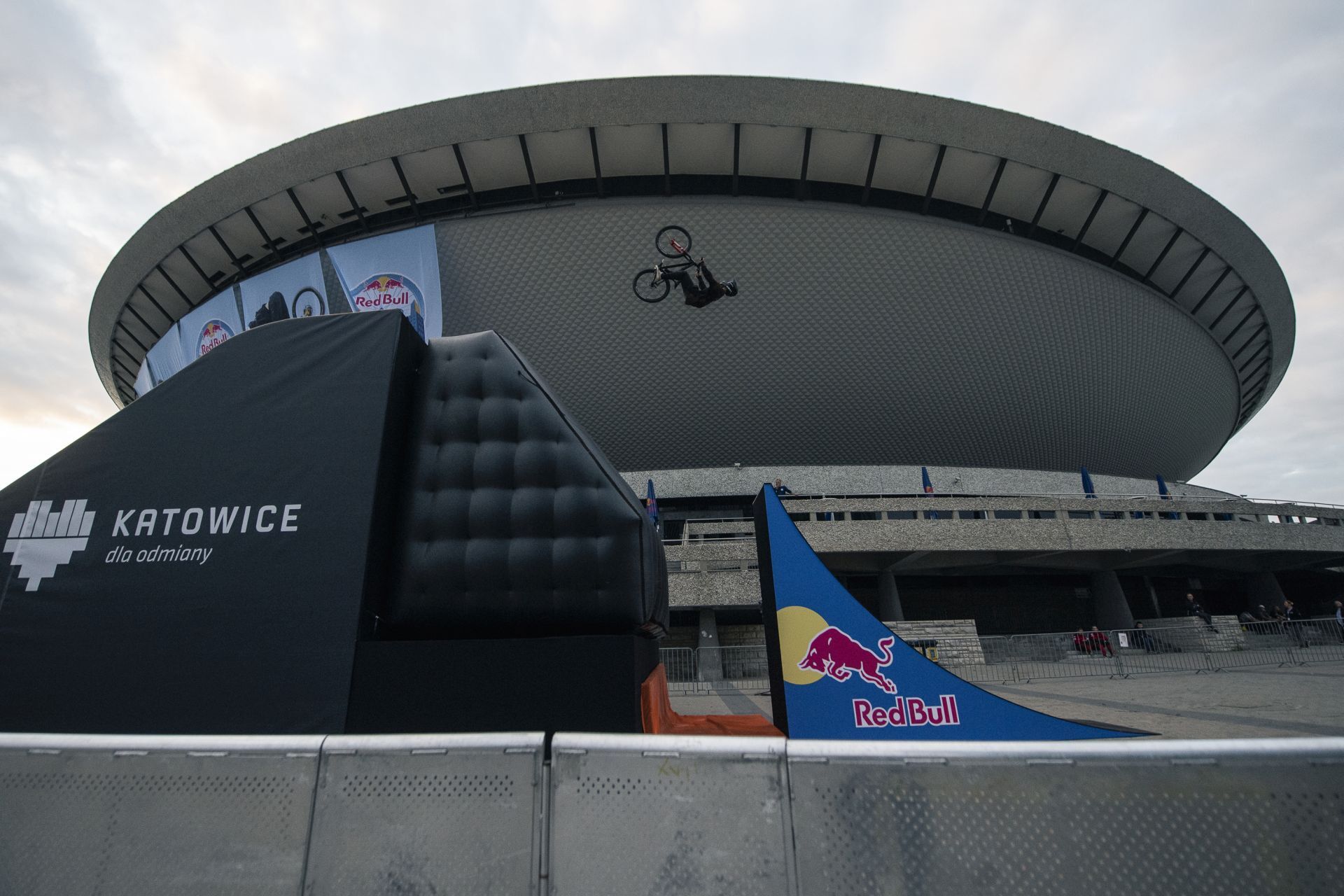 Katowice 2 fot Bartek Wolinski