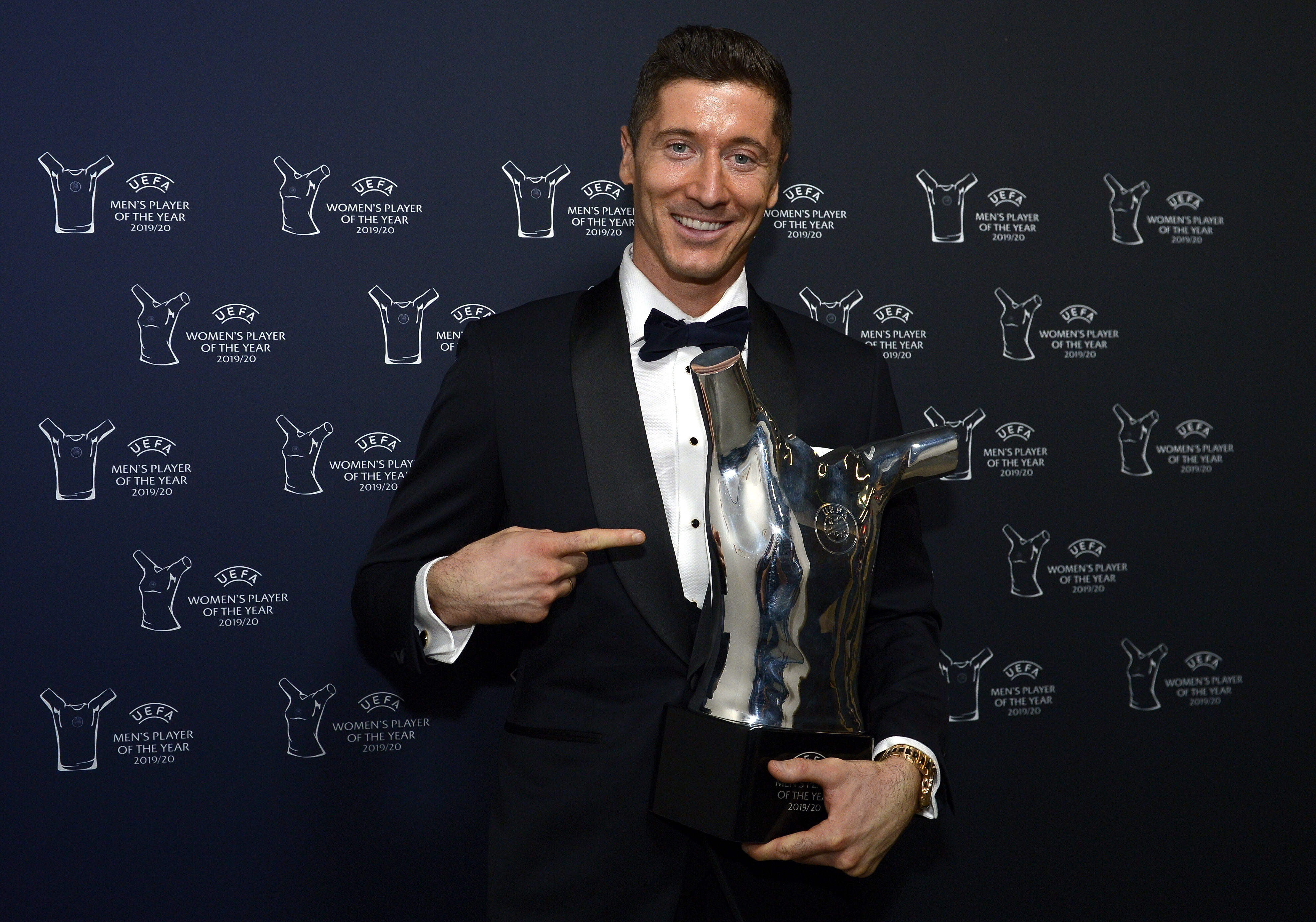 Lewandowski nagroda UEFA 4