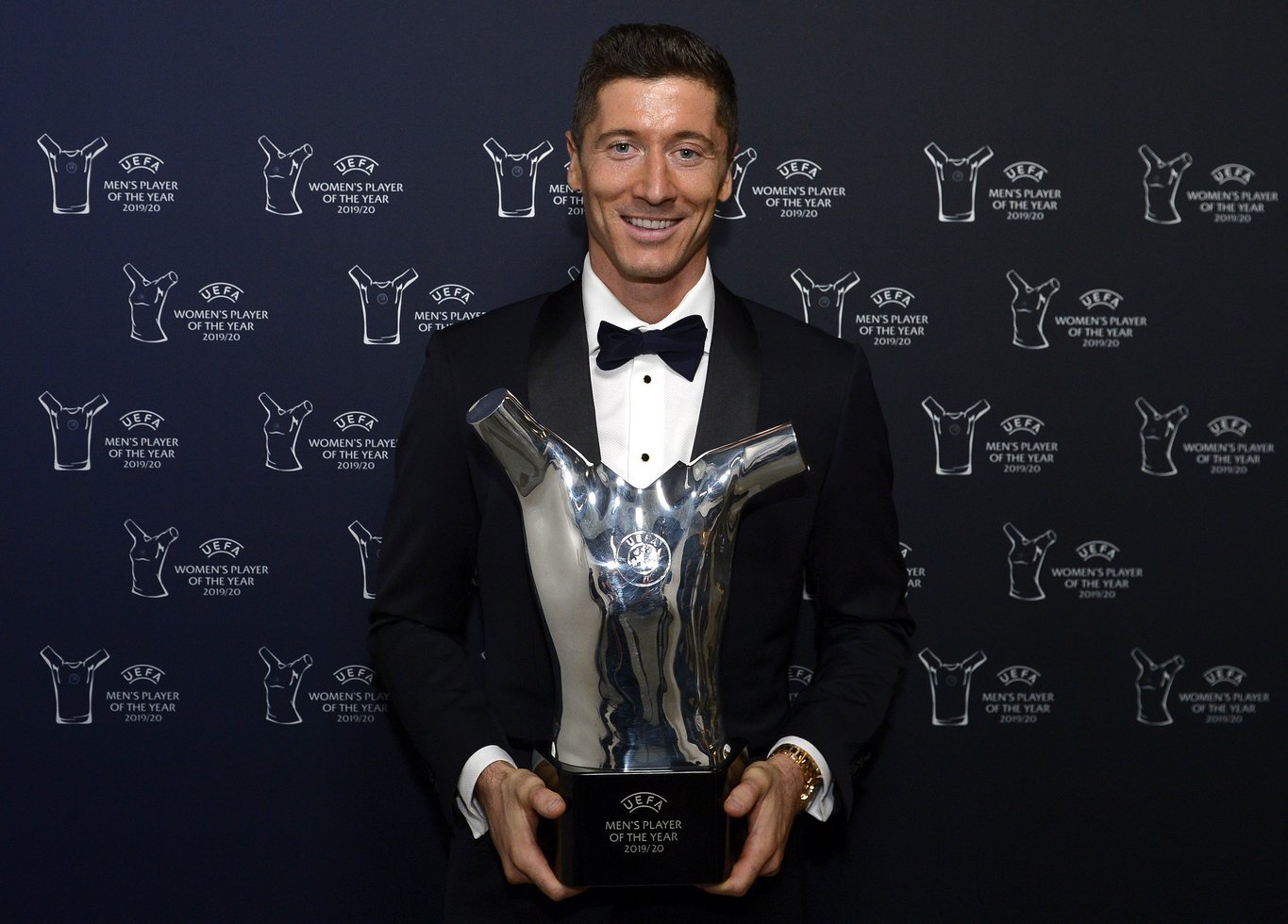 Lewandowski nagroda UEFA 5