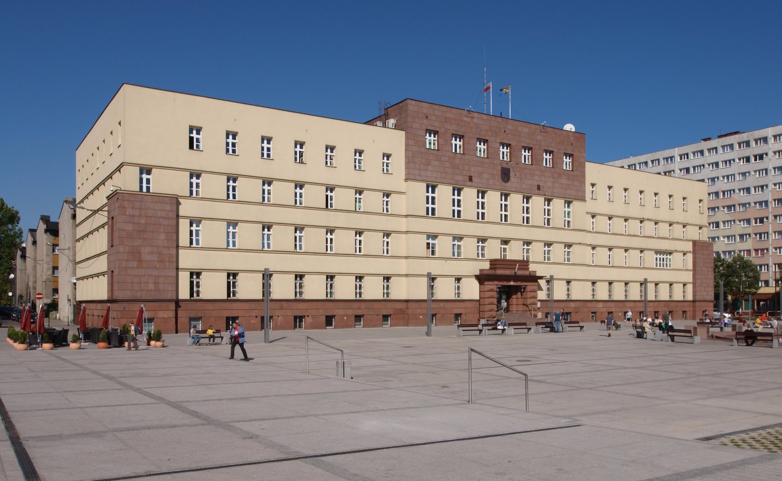 Nowy Bytom plac Jana Pawla II Urzad Miejski 24 09 2010 P9243681