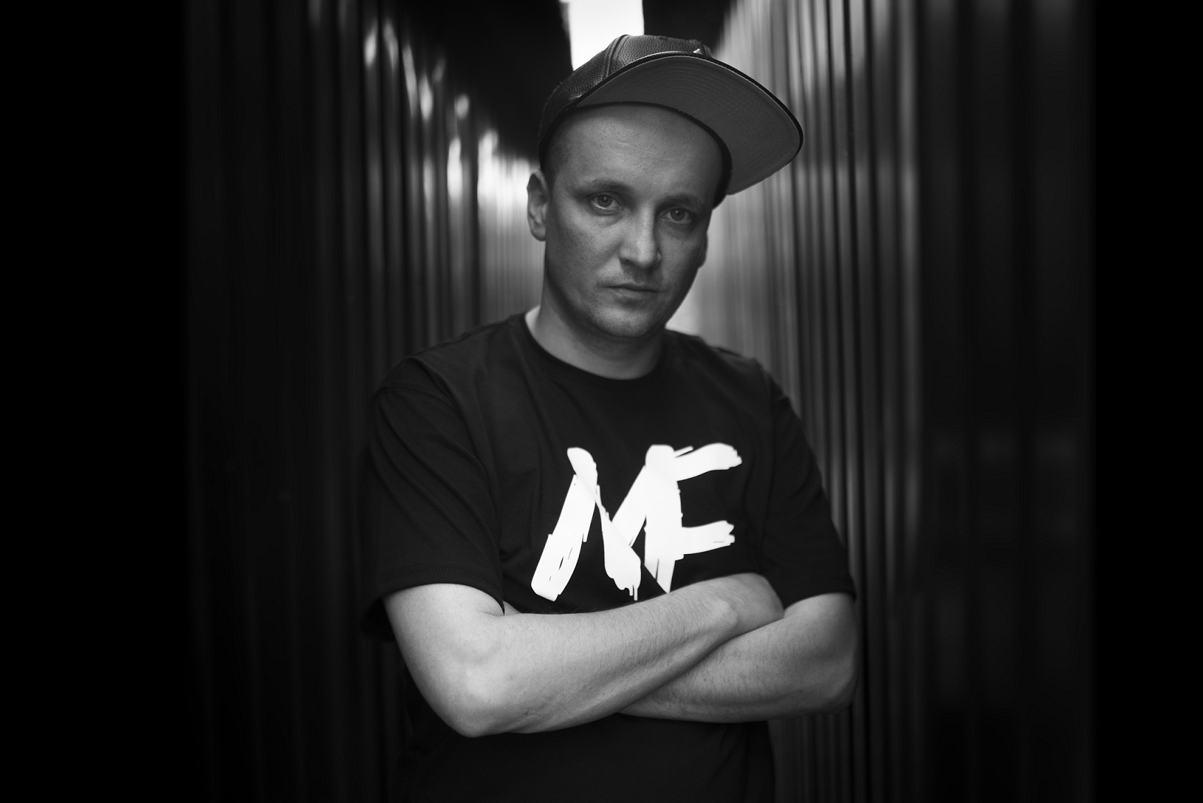 Oprocz przygotowan do wydania solowego krazka Mlody pracuje rownolegle nad muzyczna strona plyty Skorupa Fot Mat prom Max Flo Rec