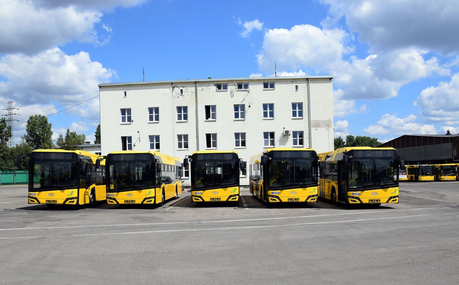 PKM Nowe autobusy Solaris 037 1