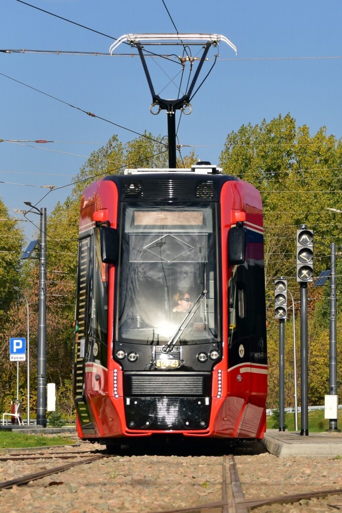 Pesa 2017 N 04 www