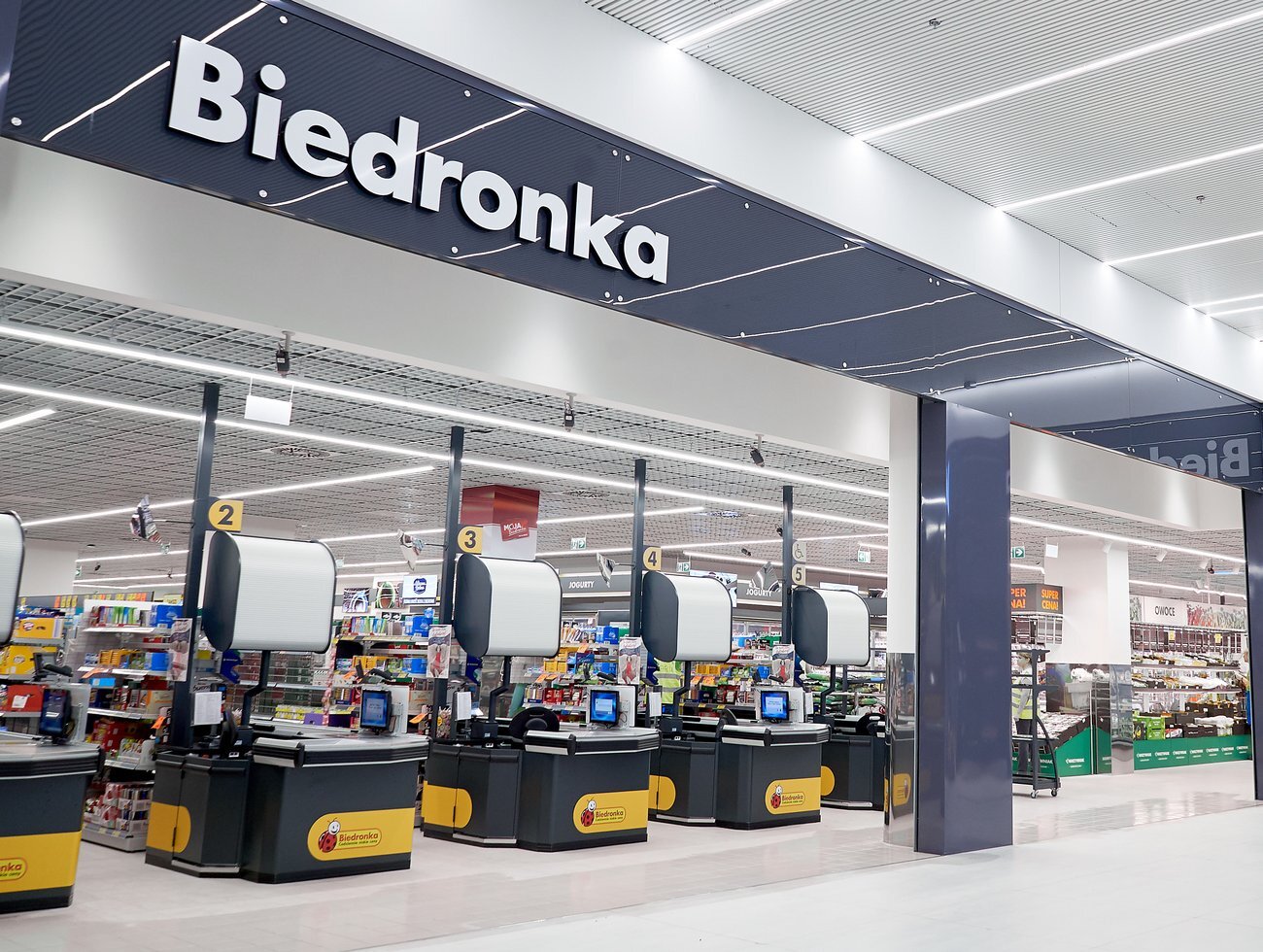 Sklep Biedronka 1