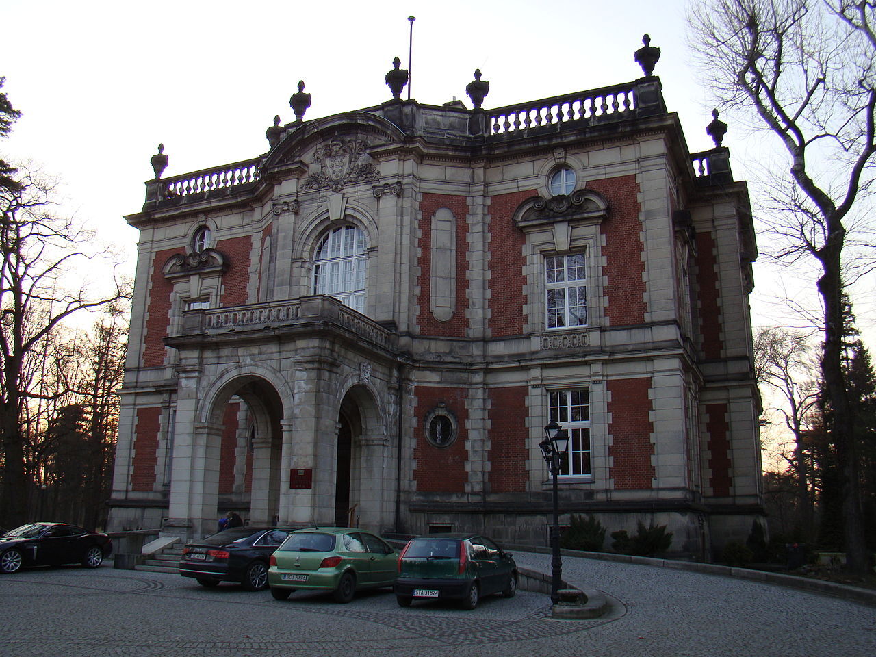 Swierklaniec Palac Kawalera 02