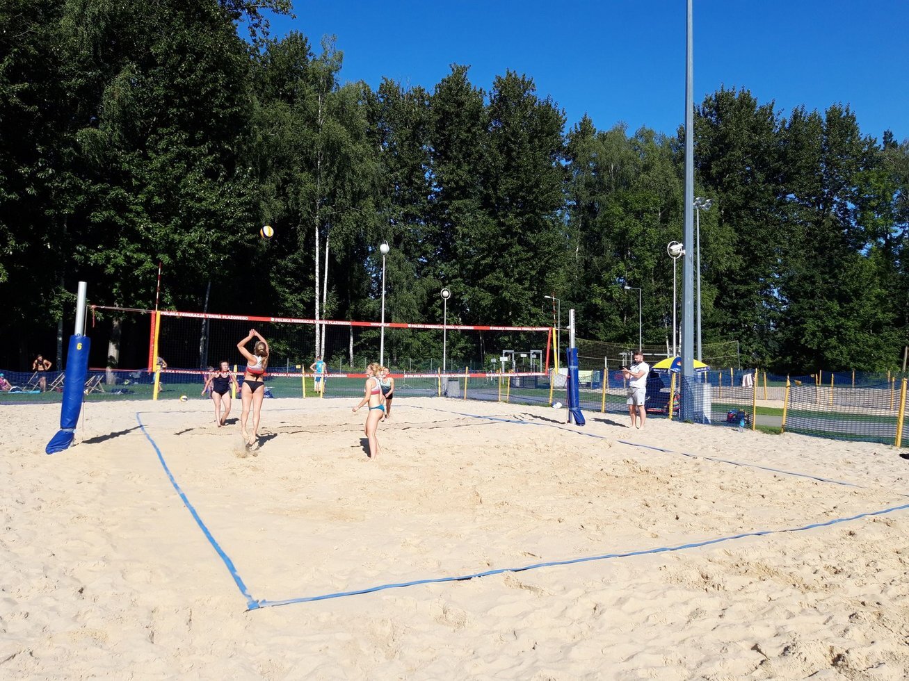 Turniej zakonczenie sezonu siatkarskiego w DG 16