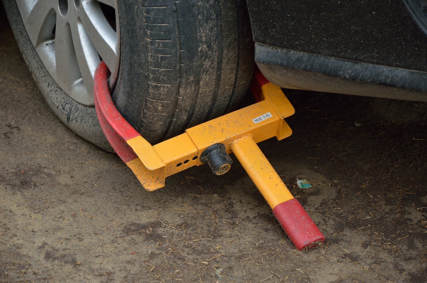 Wheel Clamp New Delhi 2014 05 13 2730