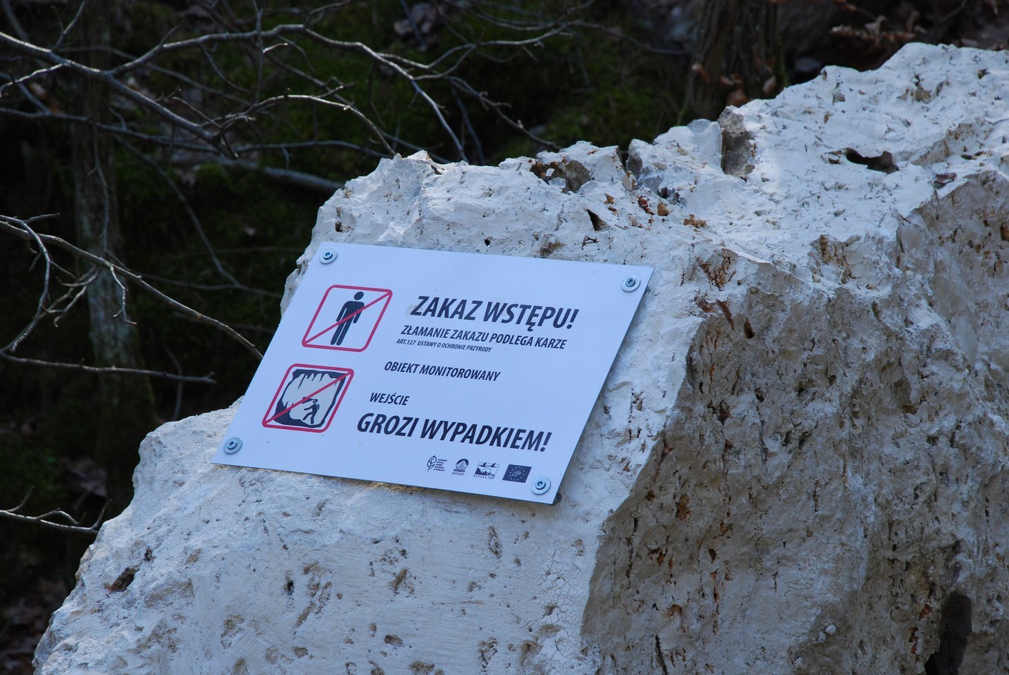 Zakaz wejscia do jaskini