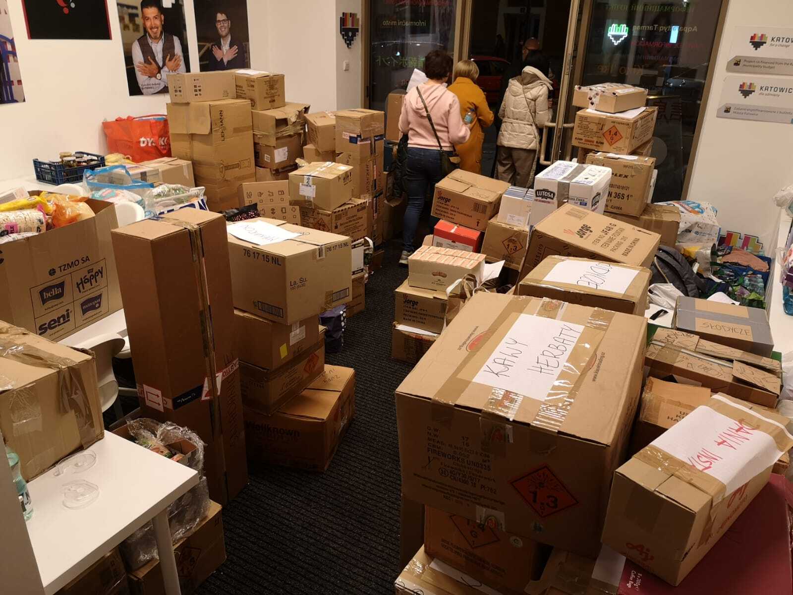 Zbiorka w Punkcie Informacyjnym dla Cudzoziemcow 2702