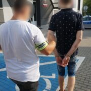60 673451