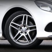 Jaki rodzaj bieżnika jest najlepszy do opony zimowej