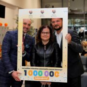 Milionowy klient odwiedzil katowickie baseny fot 3