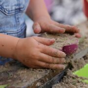 Rodzaje zabaw stymulujących rozwój dziecka