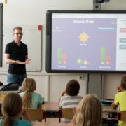 Swiadczenia dla nauczycieli