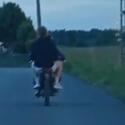 Ucieczka nastolatkow przed policja