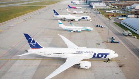2022 11 15 ruch pasazerski katowice airport pa A Aodziernik 2022