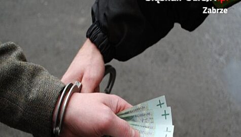 próba wręczenia łapówki policjantom