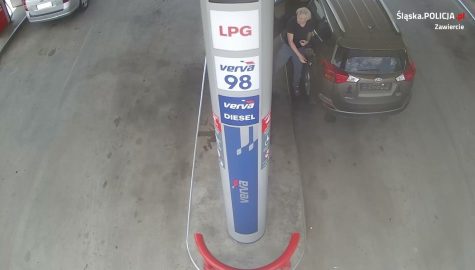 65 712258