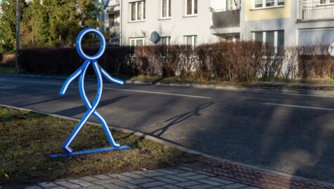 odblaskowe postacie na przejściach w Bytomiu