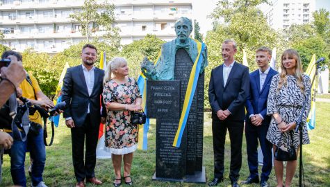 Franciszek Pieczka upamiętniony w Galerii Artystycznej Katowic Fot S Rybok 2