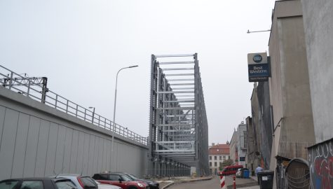 automatyczny parking na Tylnej Mariackiej