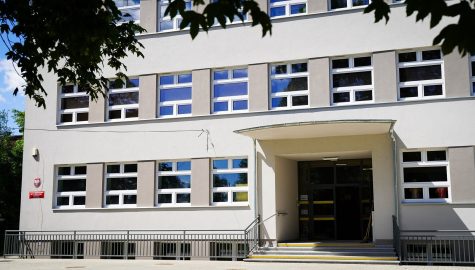 W ramach inwestycji ocieplono sciany zewnetrzne oraz wykonano ich izolacje przeciwwilgociowa Fot KAW