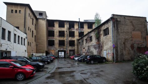 Budynek dmowskiego