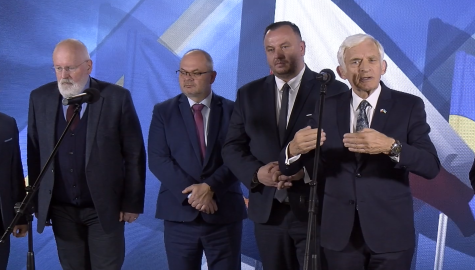 Buzek