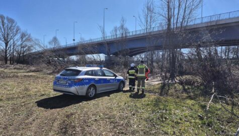 Cialo w rzece chalupki