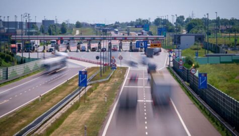 Csm Autostrada A4 75bb44c552