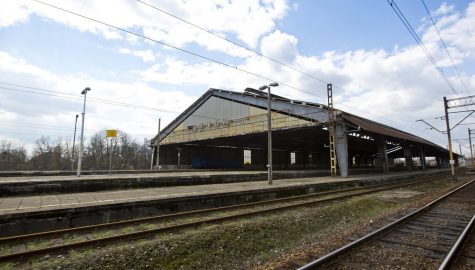 Csm Stacja Bytom widoczna hala peronowa oraz tory stacyjne fot Szymon Grochowski d1e38c69ce